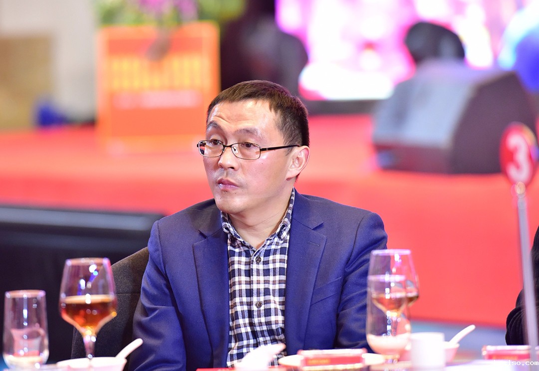 富森美家居 副总经理 何建平.JPG