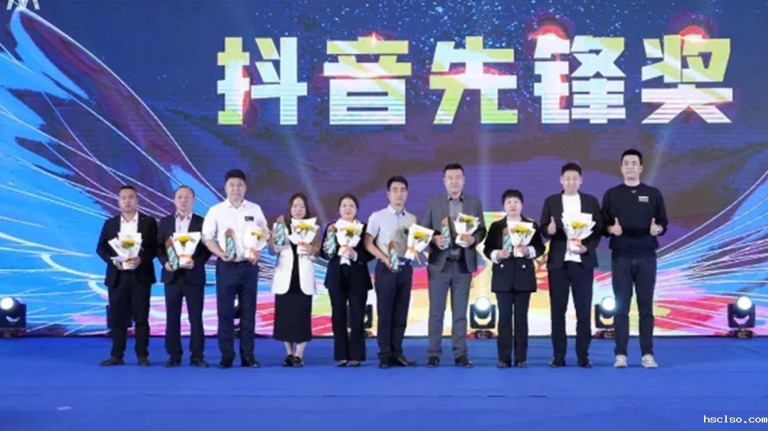 1712904841667982.jpg 640.webp (15).jpg