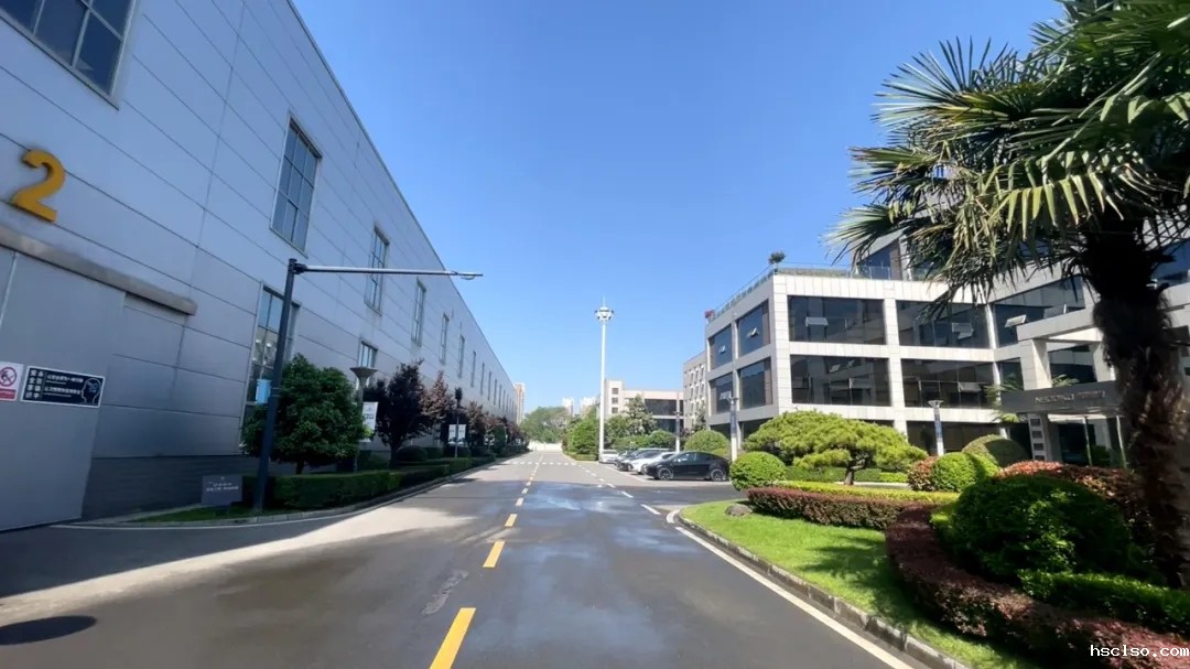 1714297907164940.jpg 640.webp (9).jpg