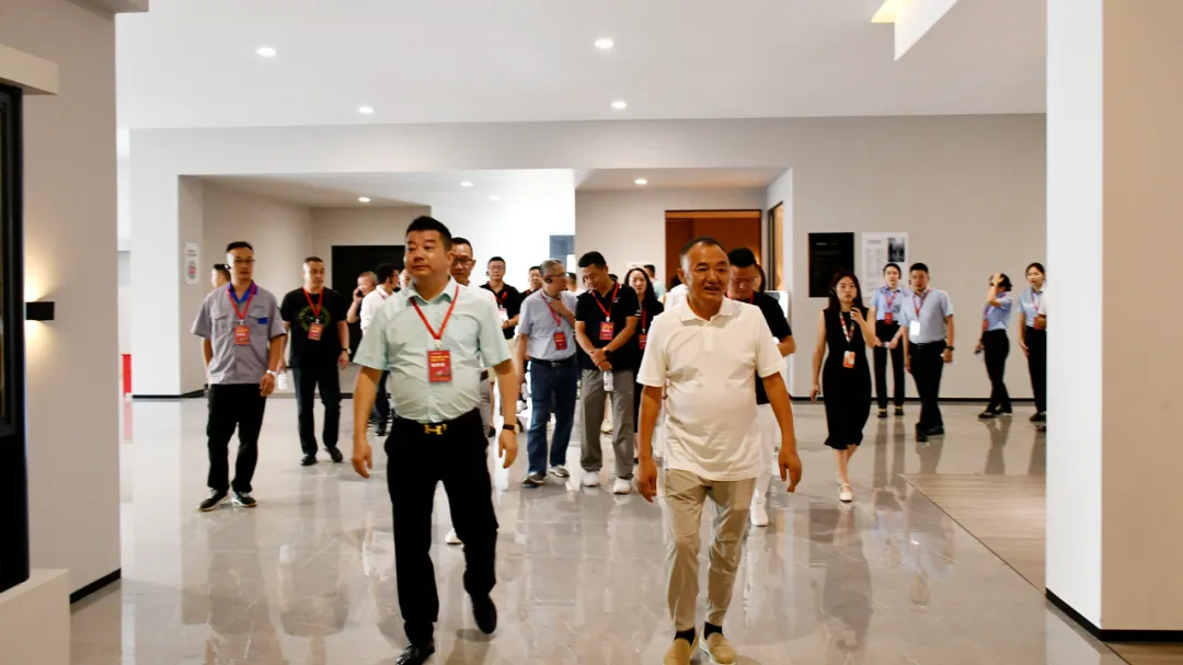 1726817805112192.jpg 6.jpg